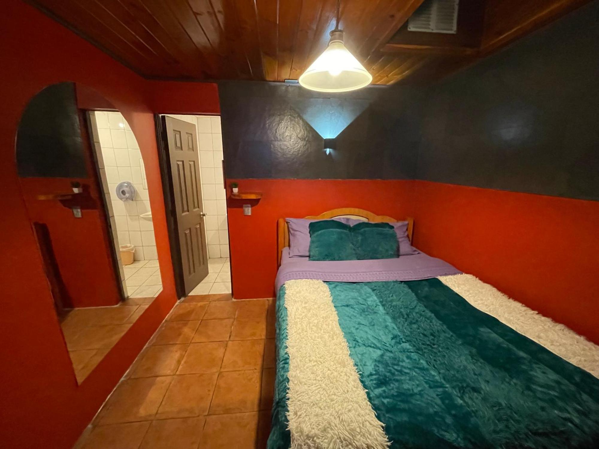 Residencial Don Santiago Bed & Breakfast Talca  Eksteriør bilde