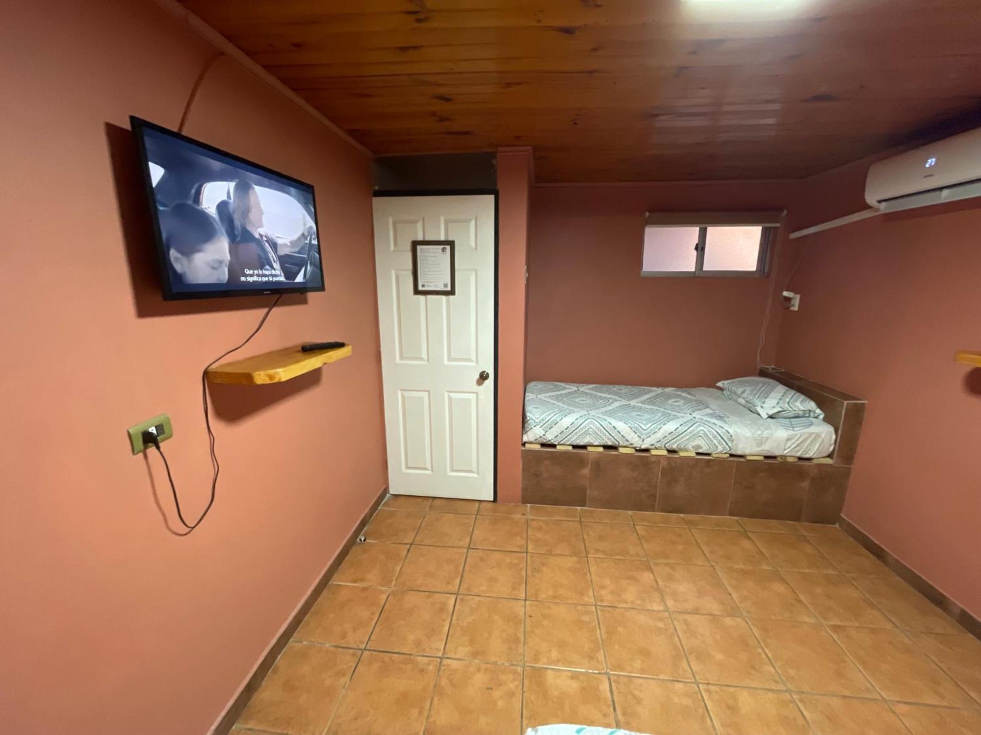 Residencial Don Santiago Bed & Breakfast Talca  Eksteriør bilde